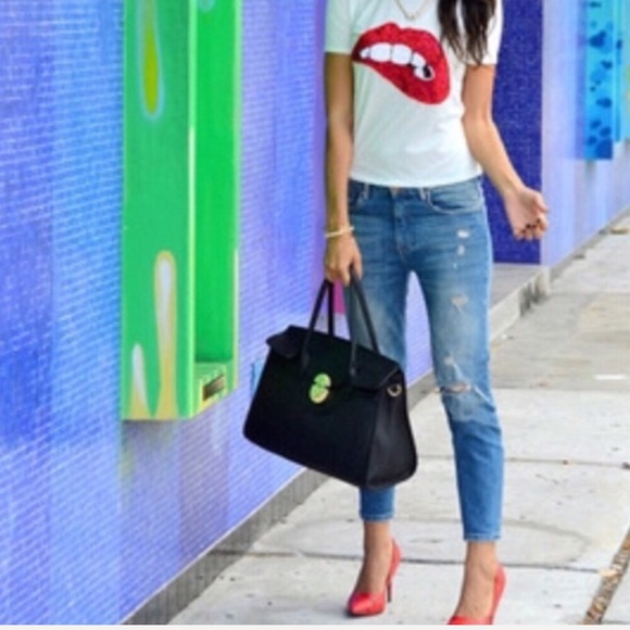 ๐ JOLIE Embellished Tee - Picture 5 of 7